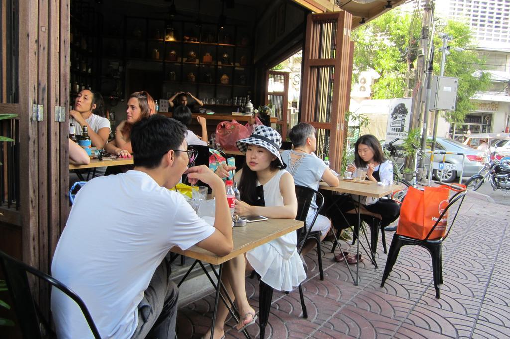 Bangkok Story Hostel Banguecoque Exterior foto